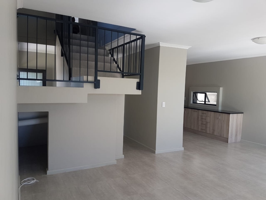 To Let 3 Bedroom Property for Rent in Parklands North Western Cape